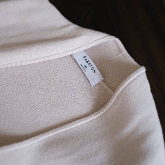 New Aritzia Babaton long cardigan - Orpheum Robe in Matte Pearl - Picture 3 of 10